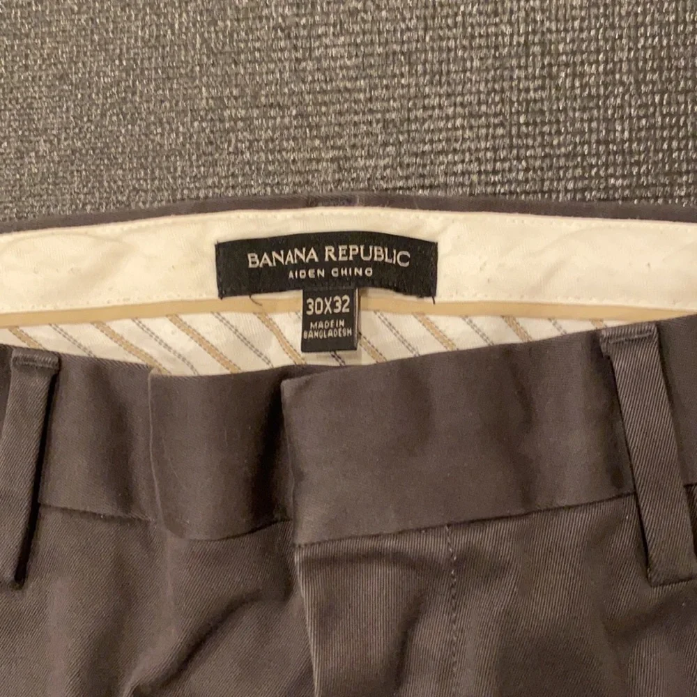 Banana republic tan  chinos, size 30X32